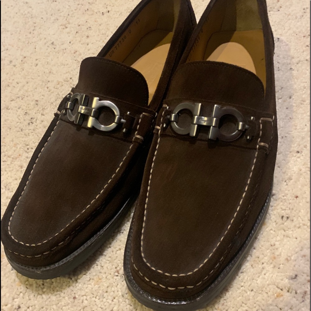 ORIGINAL FERRAGAMO BROWN LOAFERS RARELY WORN, LIKE NEW! ORIGINAL PRICE $785!!!